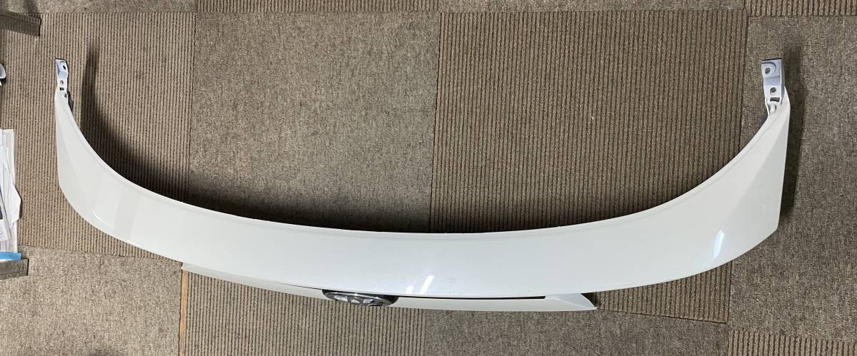 トヨタ★ハリアー★純正リアガーニッシュ★ASU65W★76813-48010拍卖