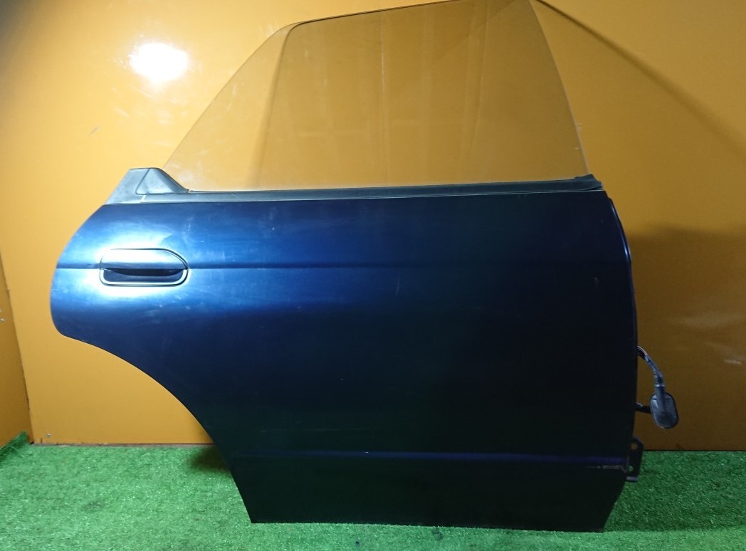 日産 スカイライン HCR32 GTS-T タイプM リアドア 右 ガラス付 純正 COLOR TH1拍卖