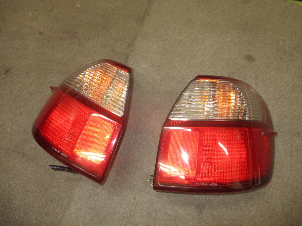 BH5レガシィワゴン テールライト左右セット ガーニッシュ加工付拍卖