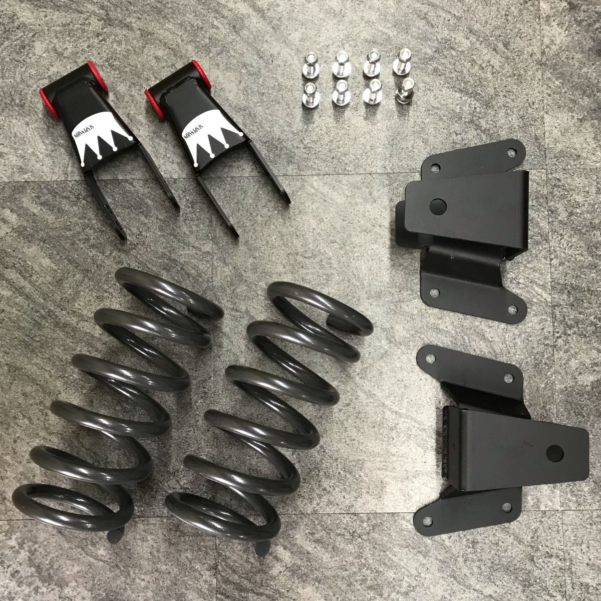 税込 CROWN Suspension ローダウンコイル ダウンサス スプリング シャックル ハンガー 97-03y F150 V8 即決 即納 在庫品拍卖
