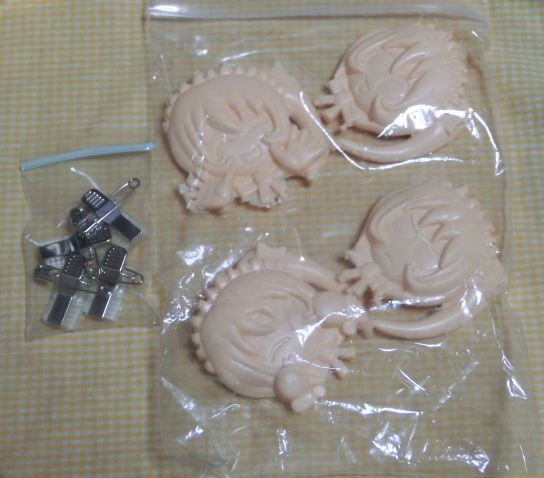 くるみ顔バッジ リリカルコミカル 恋するとろけるセット レジンキット 鋼鉄天使くるみ KissからはじまるMiracle榎本温子 田中理恵 倉田雅世拍卖