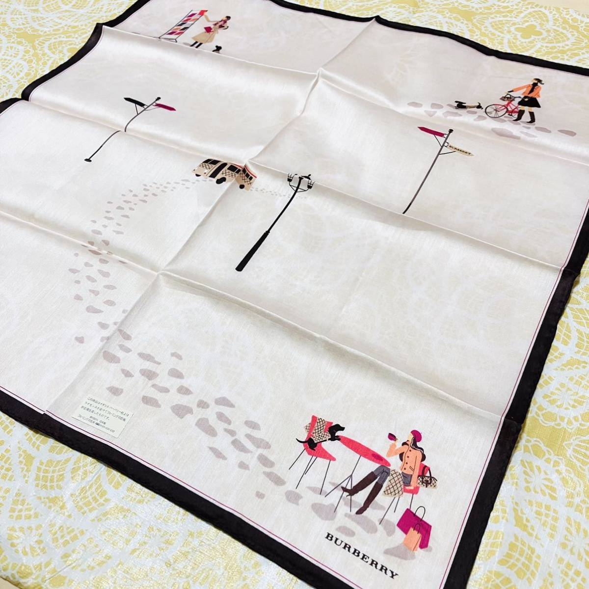【人気】新品/BURBERRY/女の子/大判ハンカチ/正規品/綿100%/未使用/即決/匿名発送/バーバリー/ノバチェック/女性/犬/スカーフ/ダックス/50拍卖