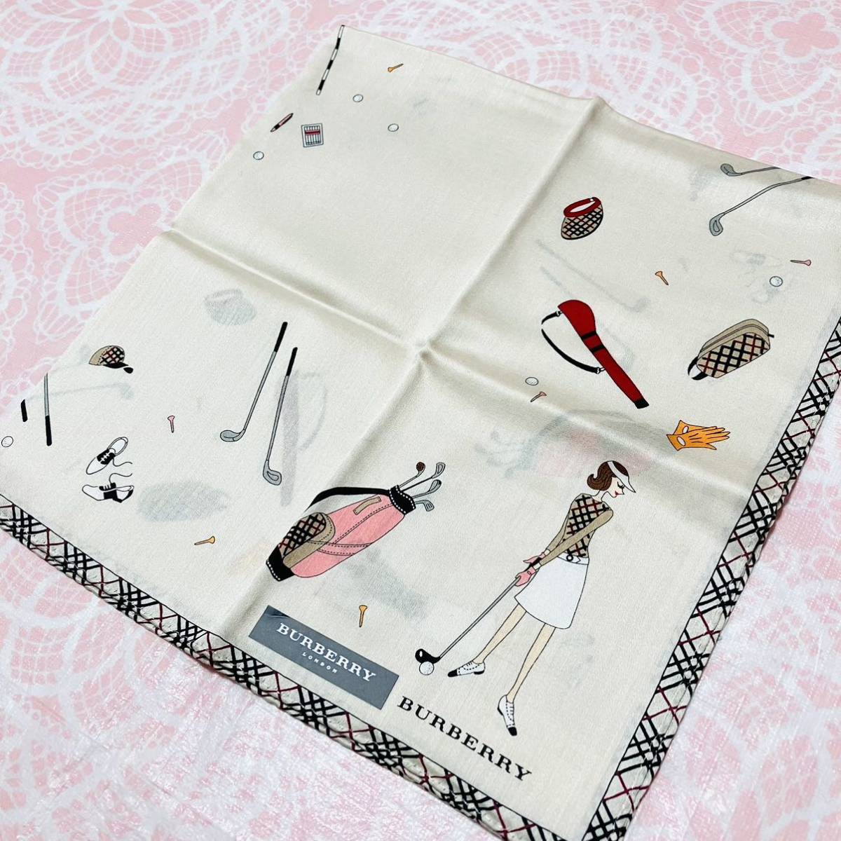 【人気】新品/BURBERRY/女の子/大判ハンカチ/正規品/綿100%/未使用/即決/匿名発送/バーバリー/ノバチェック/女性/スカーフ/ゴルフ/ベージュ拍卖