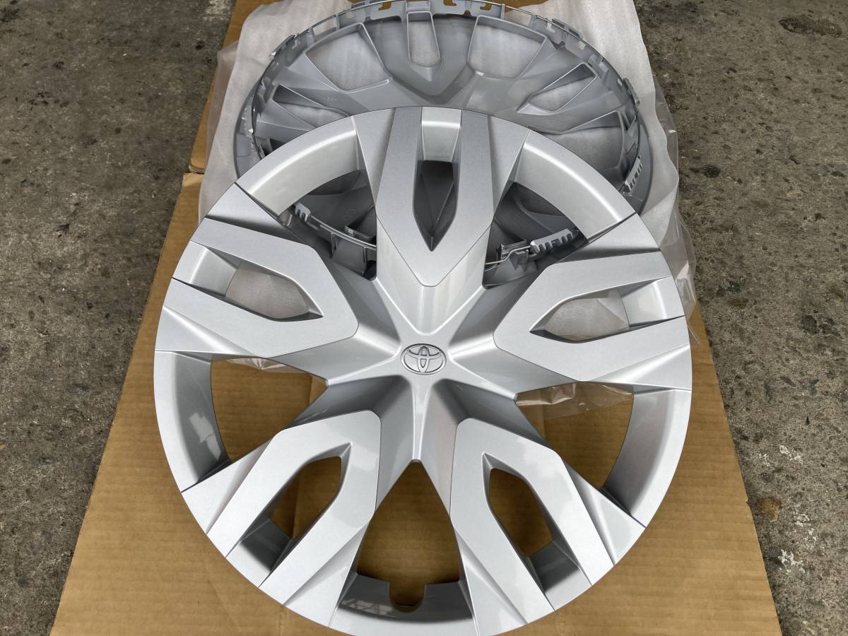 ☆ 新車添付 未使用品 トヨタ カローラクロス 17in スチールホイール用 ホイールキャップ 42602-10180 4枚セット ☆①拍卖