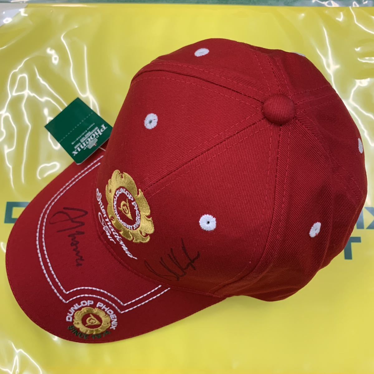 ダンロップフェニックストーナメント ブルックス ケプカ、ジャスティン トーマス選手のサイン入り 記念キャップ フリーサイズ 赤色拍卖