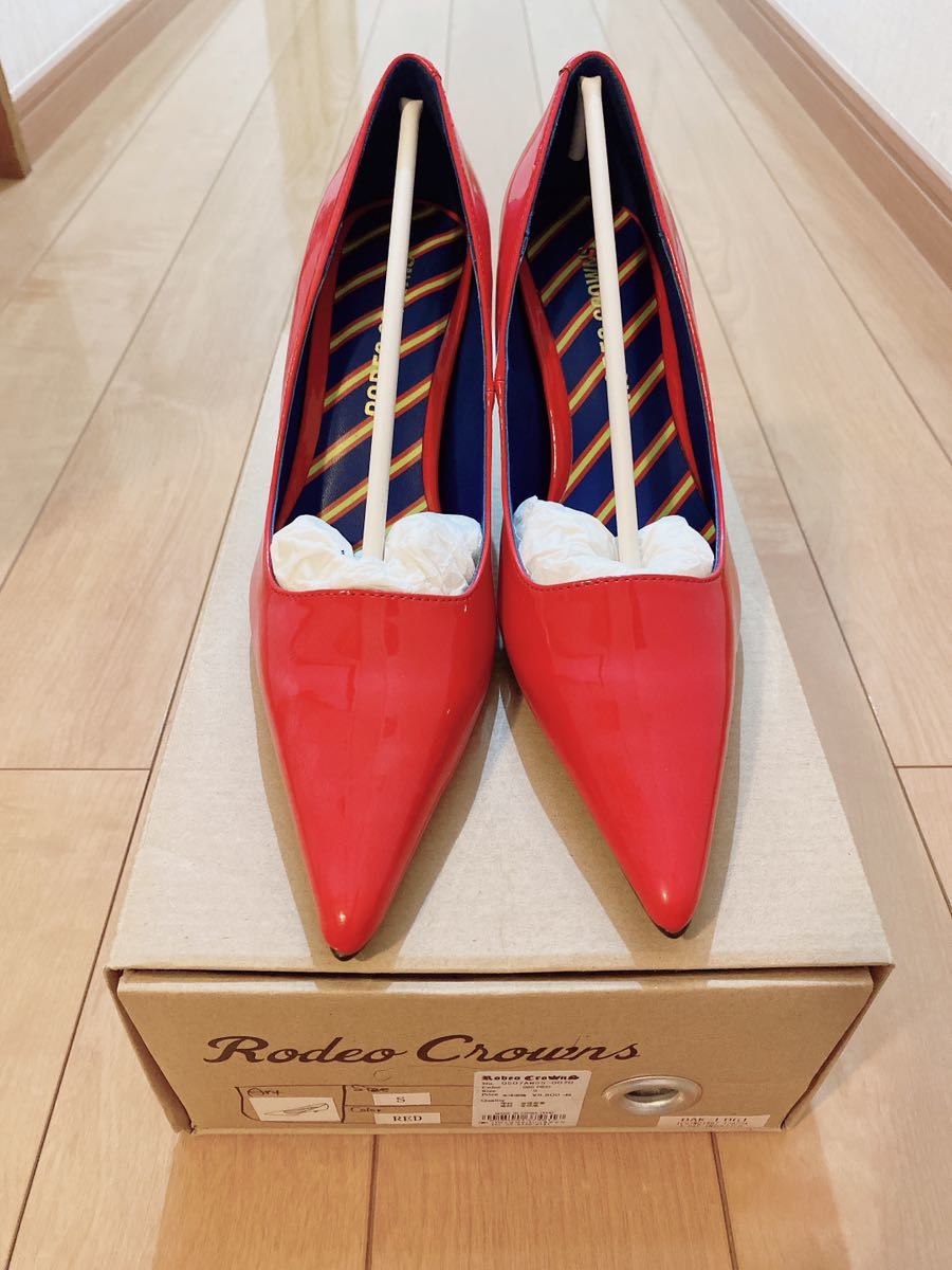 赤色で魅力アップRodeo Cromns エナメル ポインテッドトゥ パンプス ピンヒール Red レッド S ロデオクラウンズ RCWB ボーダー ネイビー拍卖