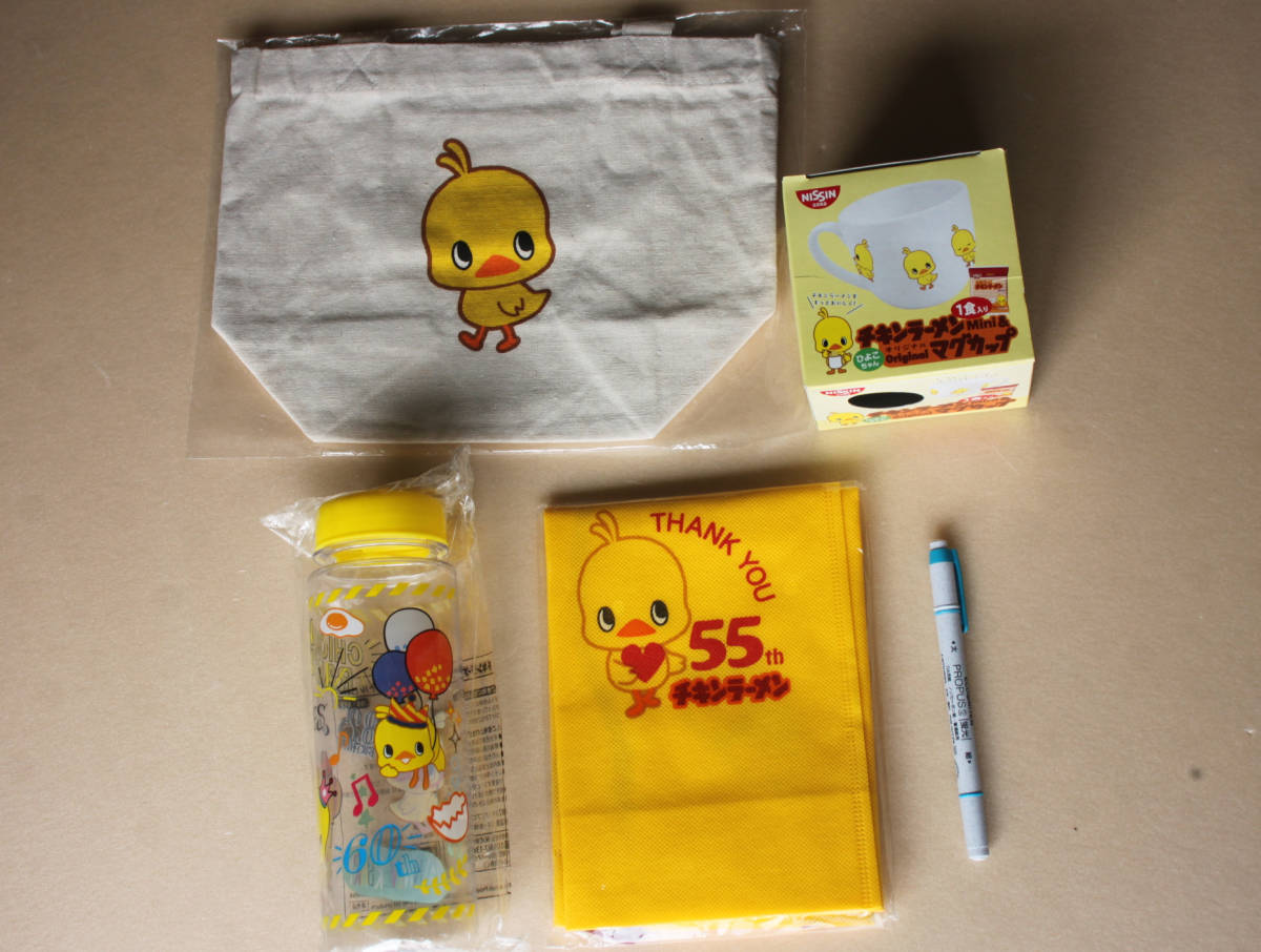 20■【ひよこちゃん】「オリジナルクリアボトル(500ml)19cm」「マグカップ7cm」「トートバッグ」■《セブンイレブン》《チキンラーメン》拍卖