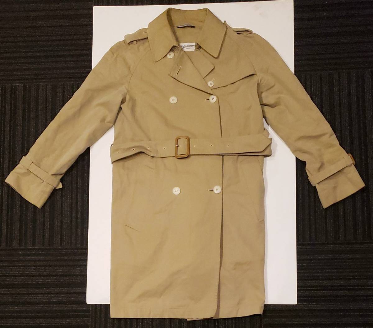 グローブトロッター Globe Trotter イギリス製 トレンチコート拍卖