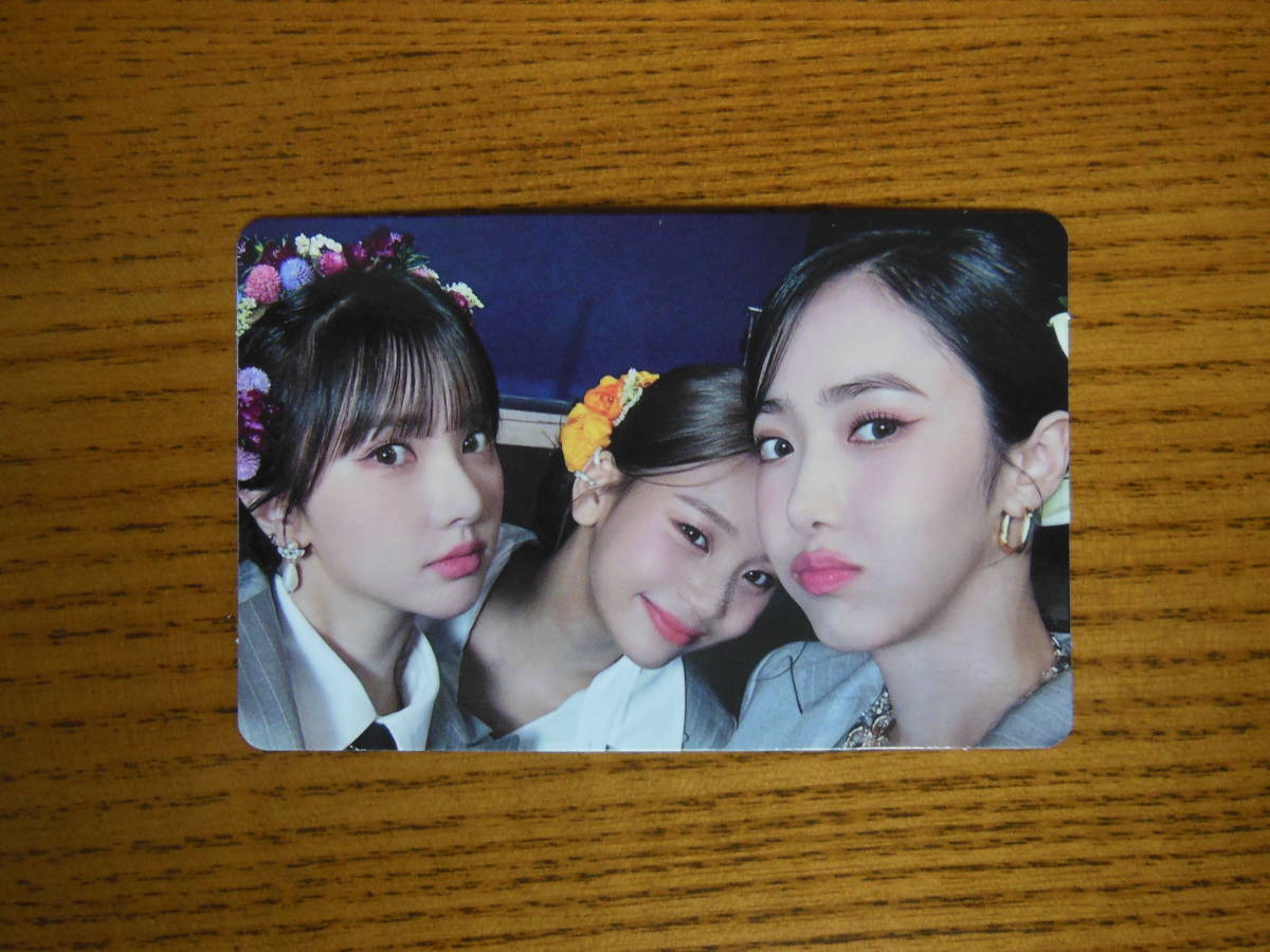 3rd Mini Album: VarioUS 【VIVIZ】 フォトカード拍卖