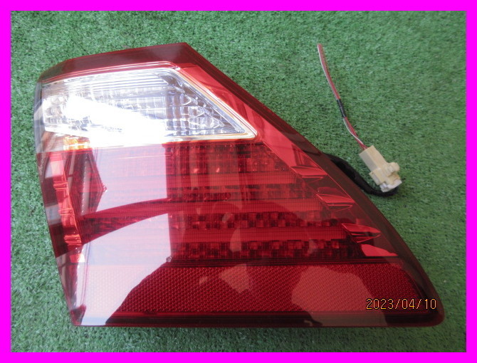 ★点灯OK★LS600h LS460 中期 テール 左 UVF45 USF40 LEXUS 左内側 左側 LED テールライト テールレンズ LEXUS レクサス 2★410拍卖