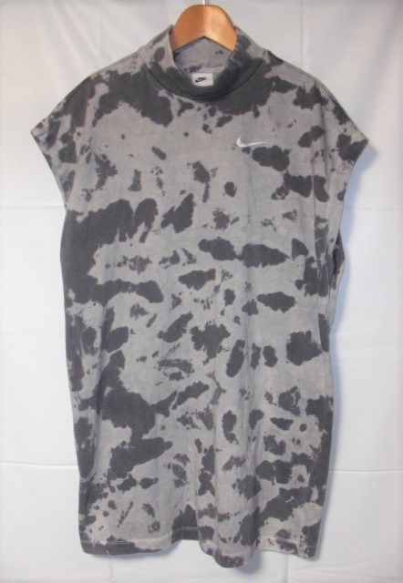 ゆうパケット送料込・ナイキ スポーツウェア ウィメンズ ウォッシュ加工 ジャージー ドレス ・サイズS・USEDです拍卖
