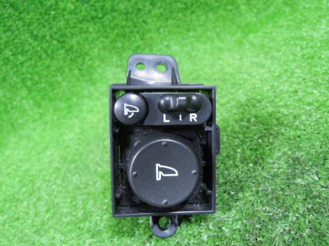 ホンダ フィット GE7 電動格納 ドアミラースイッチ 中古 M33212 配線9本 カプラー付き A1601拍卖