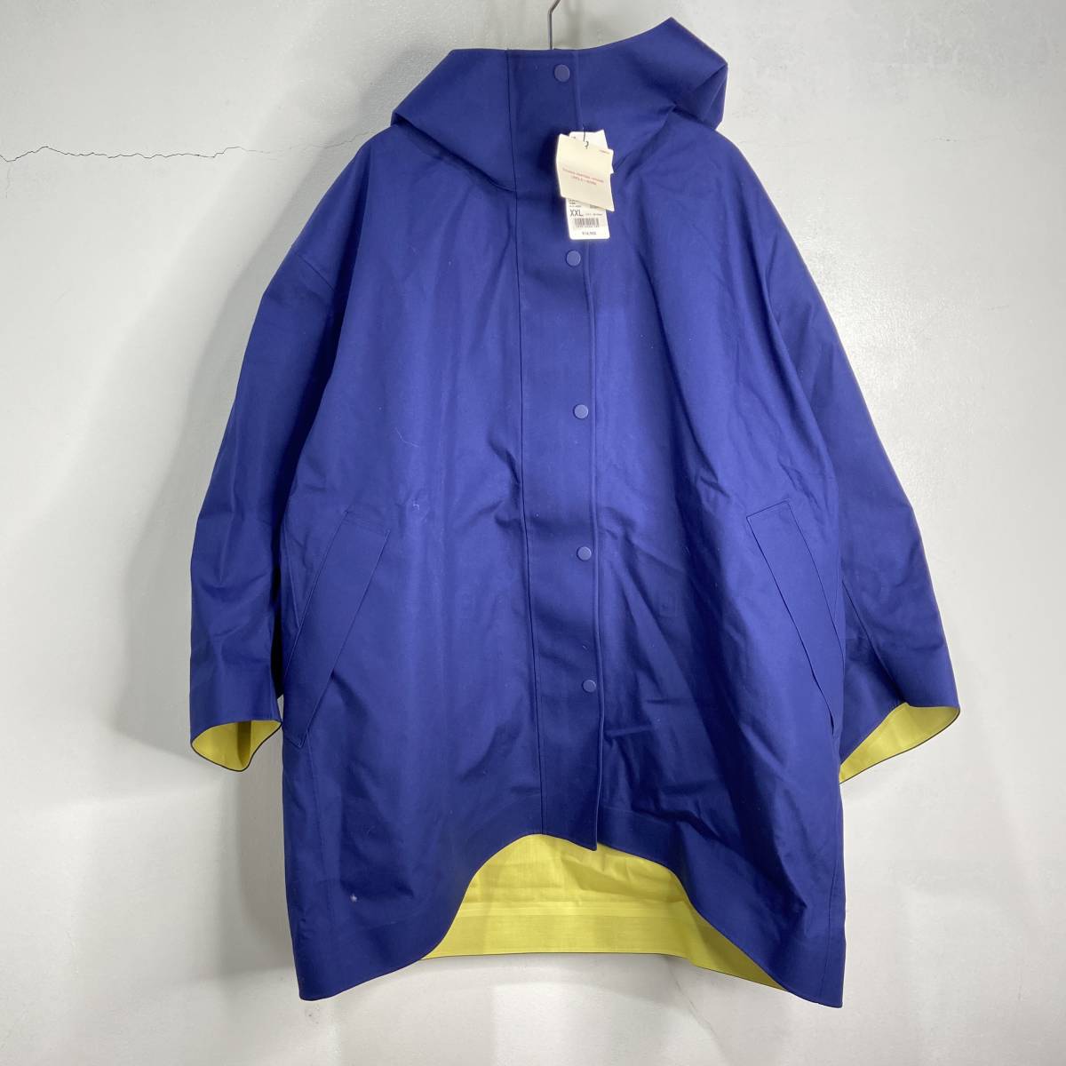☆送料無料☆タグ付き未使用品☆MARNI X UNIQLO☆ブロックテックハーフコート☆青☆サイズXXL☆D23拍卖