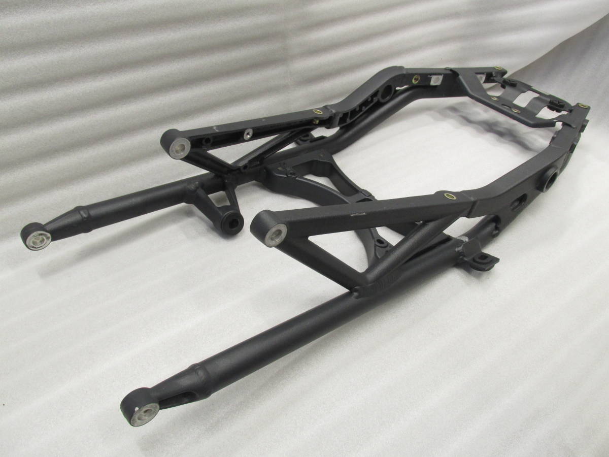 ● ストリートトリプル675 ● サブフレーム シートレール 2008年 AD05拍卖