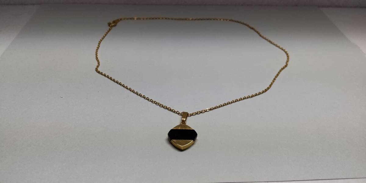 デザインプレート ゴールド金色系 チェーン ネックレス アクセサリー 宝石 貴金属ではありません 未使用 送料無料 おかあさんのお針箱 0440拍卖