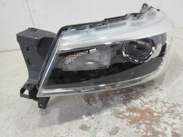 スズキ ソリオ バンディット MA36S 純正 LED 左ヘッドライト拍卖