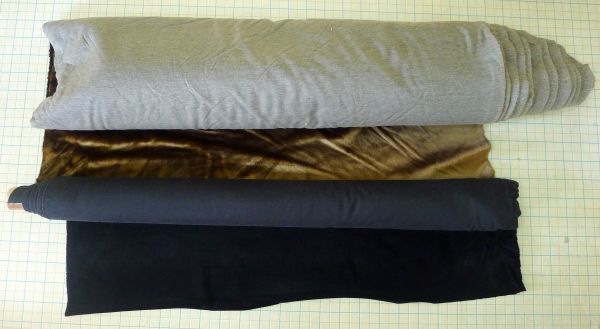 d387【未使用】布ロール 2点 黒 巾135㎝ 重量約2㎏ こげ茶 巾140㎝ 重量約6㎏ ハンドメイド 手芸 裁縫【直接引取歓迎 大阪市生野区】/200拍卖