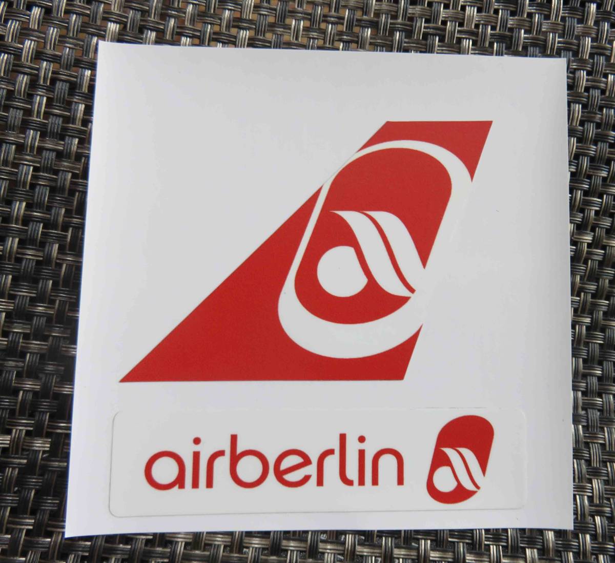 白赤■2枚セット◆ドイツ エア・ベルリンAir Berlin ステッカー シール◆飛行機 エアライン◇海外旅行 留学 出張 スーツケース貼付拍卖