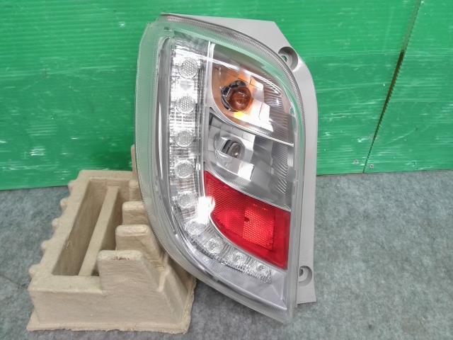 ミライース DBA-LA300S 左テールランプ L 81560-B2600拍卖