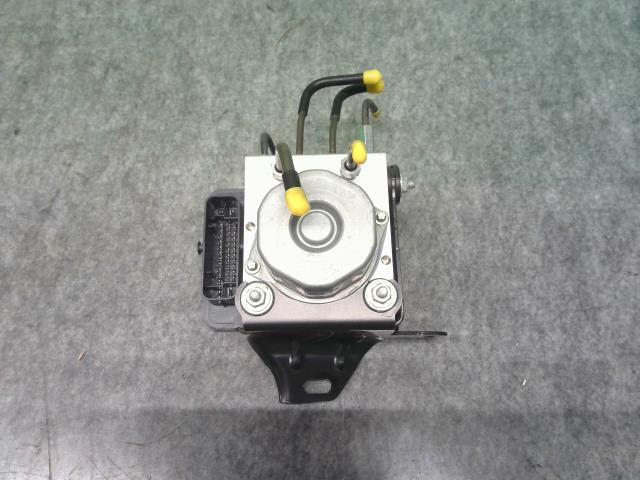 キャスト 5BA-LA250S ABSアクチュエーター スタイルX SA3 44050-B2B30拍卖