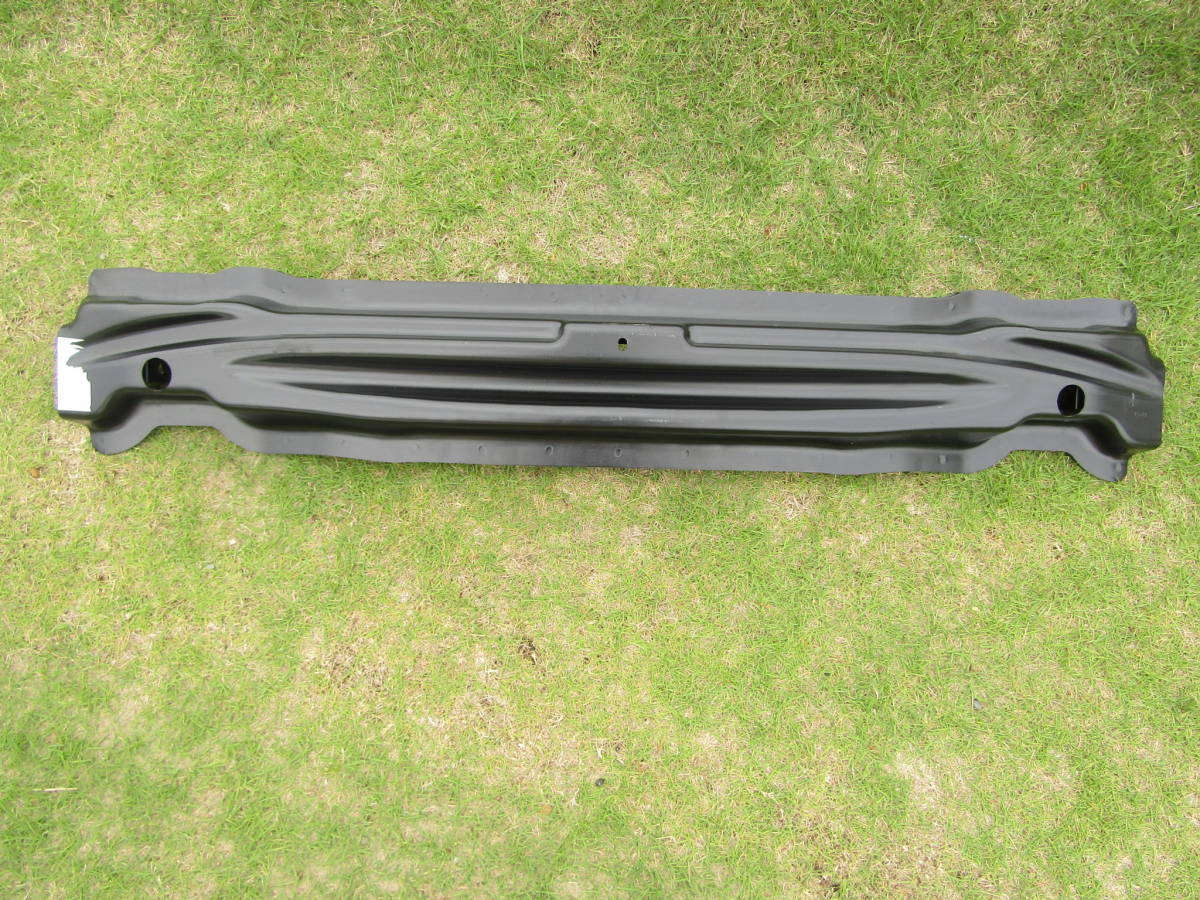 BMW i3 純正 リアホースメント リアバンパー ホースメント 51127296780 ■■ 1152603拍卖