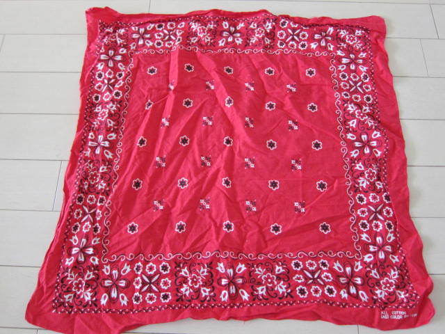 ワンウォッシュ 水玉 幾何学模様 花柄フラワープリント 刻印 RN13960 FAST COLOR オールド バンダナ 赤 レッド 1960’s-70's ビンテージ拍卖