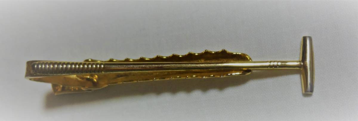 数回使用!金色のゴルフクラブ型ネクタイピン拍卖