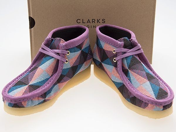 新品/CLARKS/クラークス/WMNS WALLABEE BOOT/ウィメンズ ワラビーブーツ/TEXTILE UPPER/テキスタイル/PURPLE/パープル/26164608/24.0cm拍卖