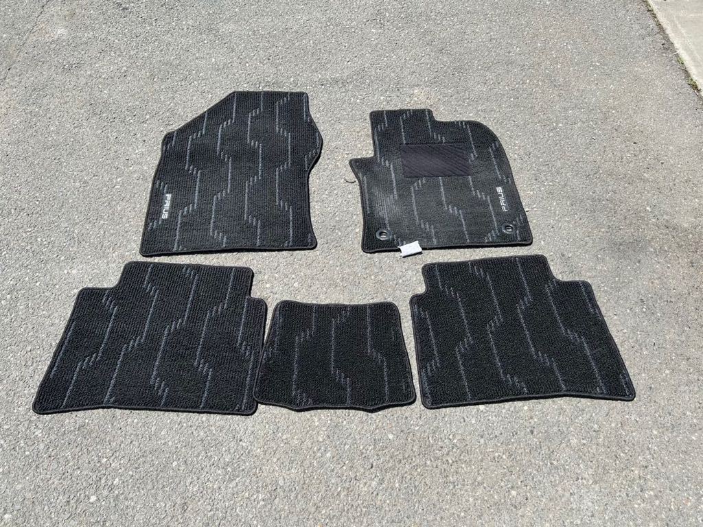 1974:プリウス50 ZVW50 純正フロアマット 1台分 ①拍卖