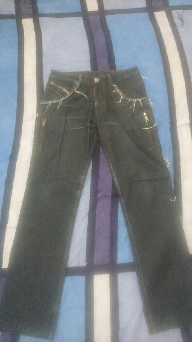 540ディースクエアード マルチジップ使い ほつれ加工 フラップジップ デニム パンツ ボトム 48 ミラノベルトループつき付属品なし拍卖