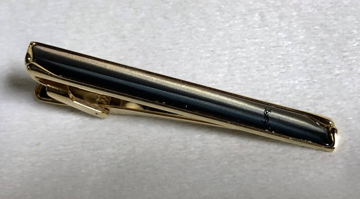 正規良 Yves Saint Laurent イヴサンローラン YSLロゴグラデーションネクタイピン ブルー系グラデーション タイピン ヴィンテージタイバー拍卖