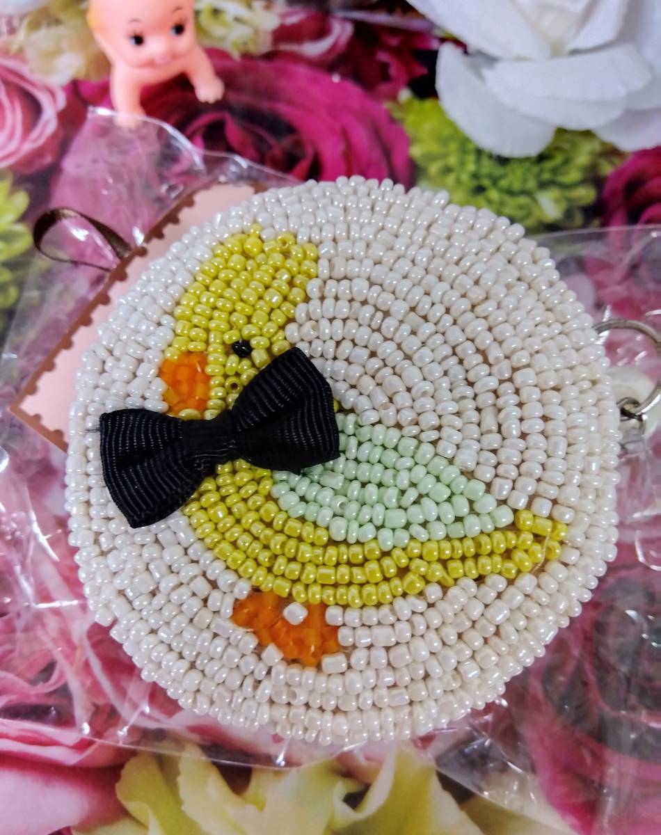 ★Lune Lapin/ルネラパン ★神戸 アクセサリー入れ!小銭入れ、コインケース万能ケース!ビーズで可愛い!オウム(インコ?)がリボン!拍卖