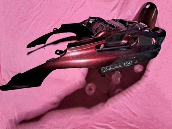 USED スズキ ベクスター150(CG42A) リヤ・ボディーカバーセット ワインレッド系拍卖