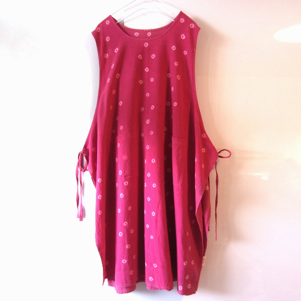 美品 絞染めエプロンワンピース エスニック コーラルピンク 拍卖