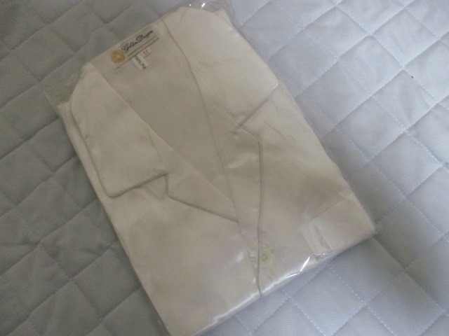 未使用 男性タイシルクパジャマ 白 M 身長160-165cm~相当 (白Lは完売)拍卖