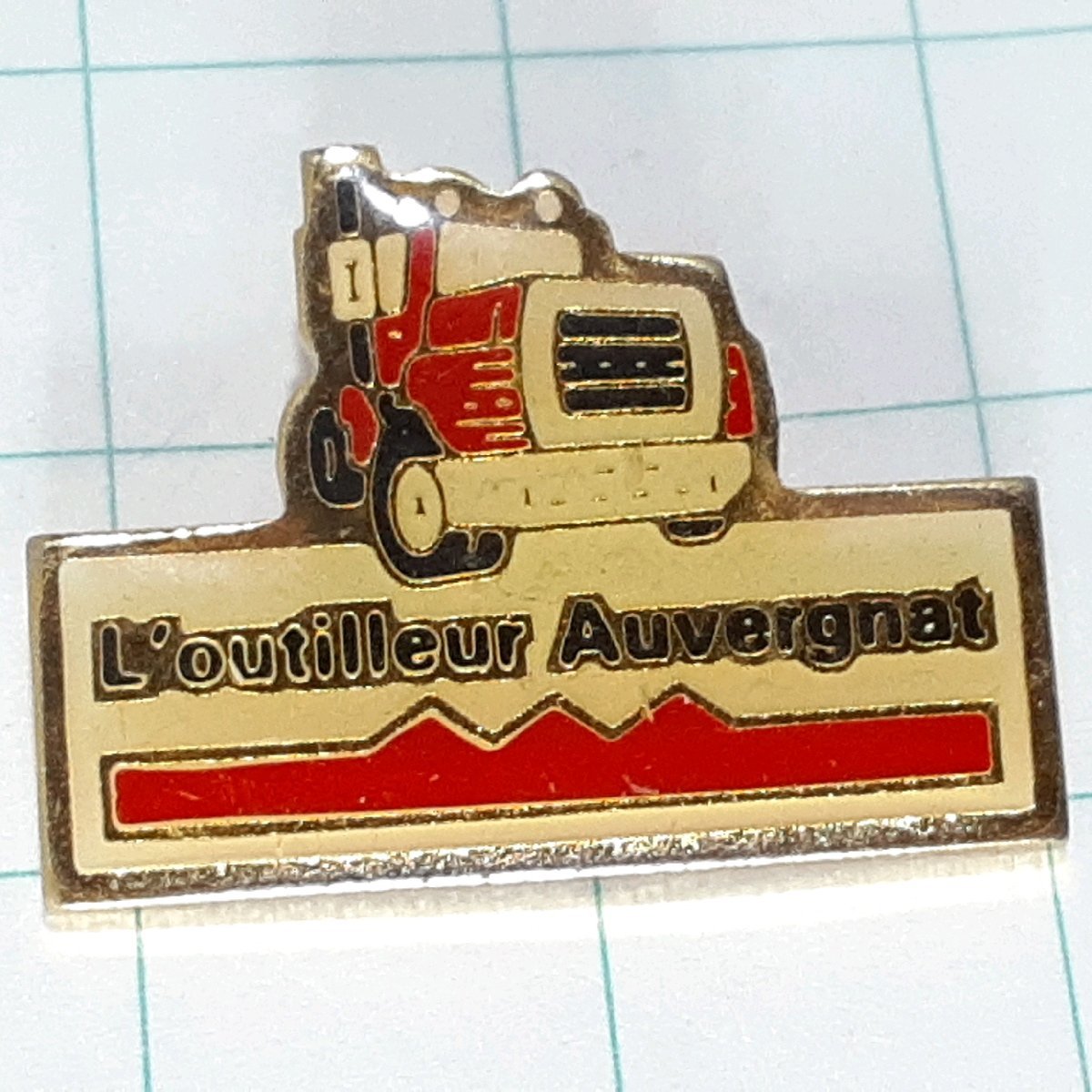 送料無料)レトロカートラック トレーラー 自動車 ピンバッジ PINS ピンズ A16230拍卖