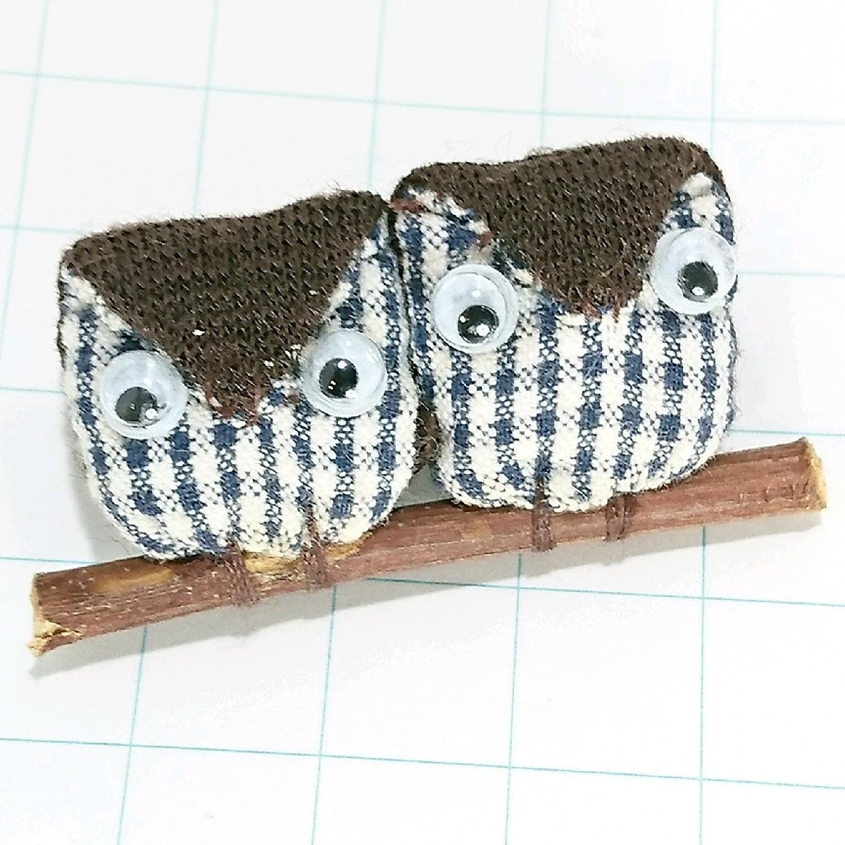 送料無料)ビンテージ☆生地素材 フクロウちゃん☆アンティークブローチ A16967拍卖