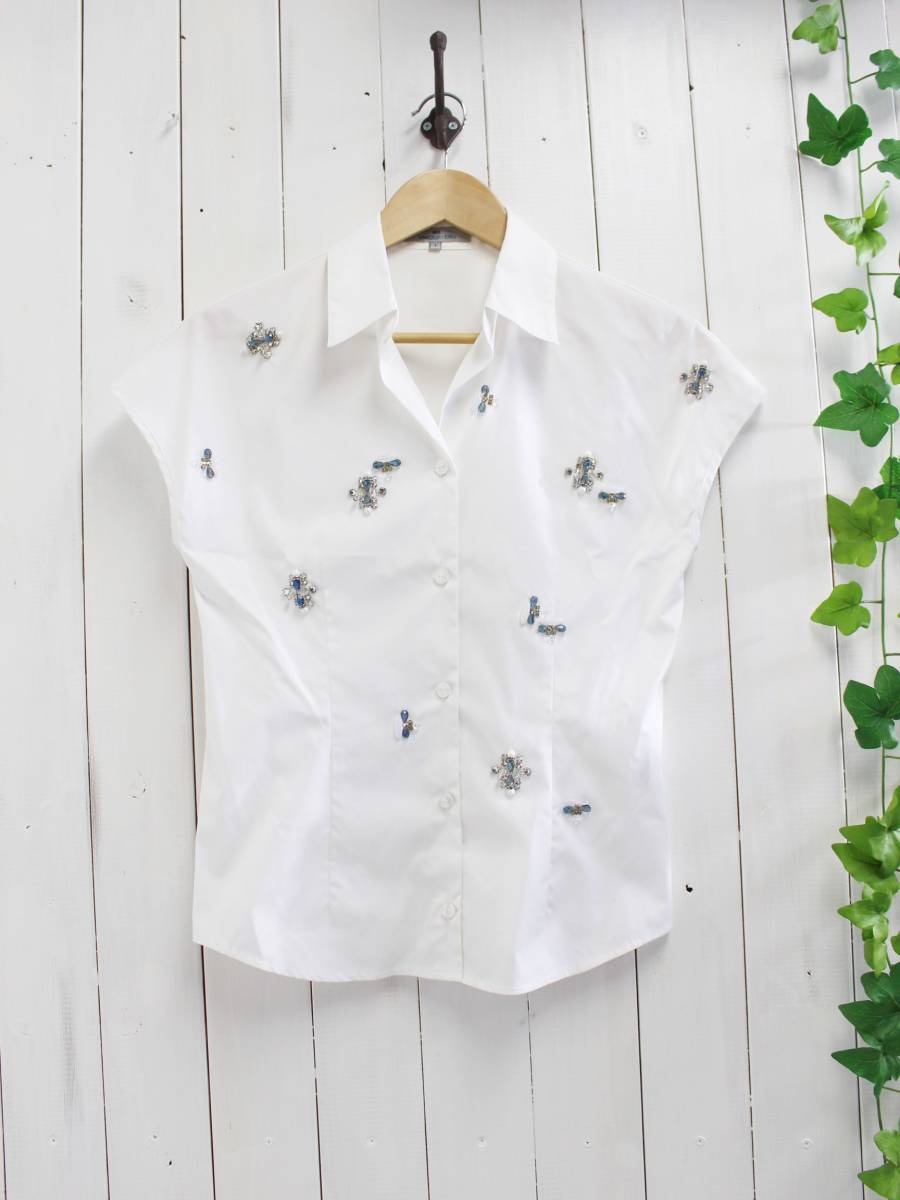 *Viaggio Blu ビアッジョブルー*ビジュー装飾 シャツブラウス (1) ホワイト拍卖