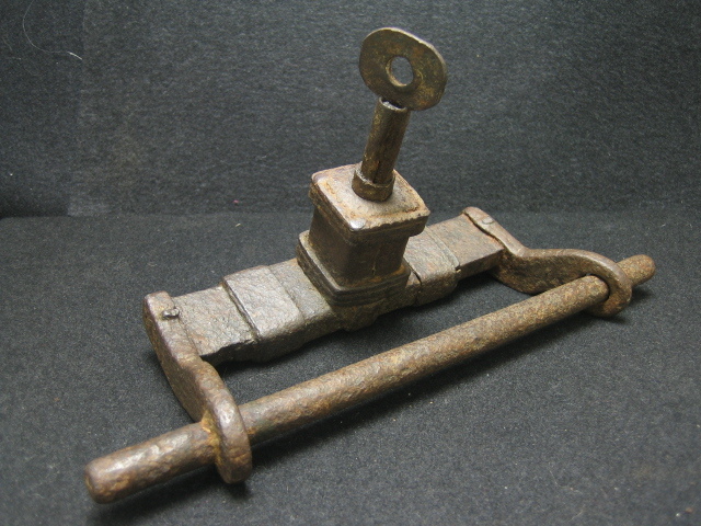 ◎●古い鍵  錠前   特大    Ⅰ221拍卖