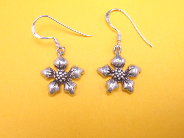 ◎即決●シルバーピアス    花フラワー     NO.175 拍卖