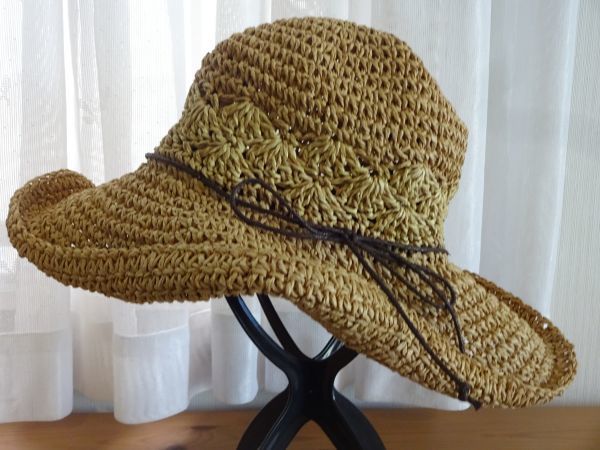 〃中初〃レディース・婦人用 ペーパーハット つば広防止 綺麗な麦色 サイズ57.5cm キャップ 帽子 紐付拍卖