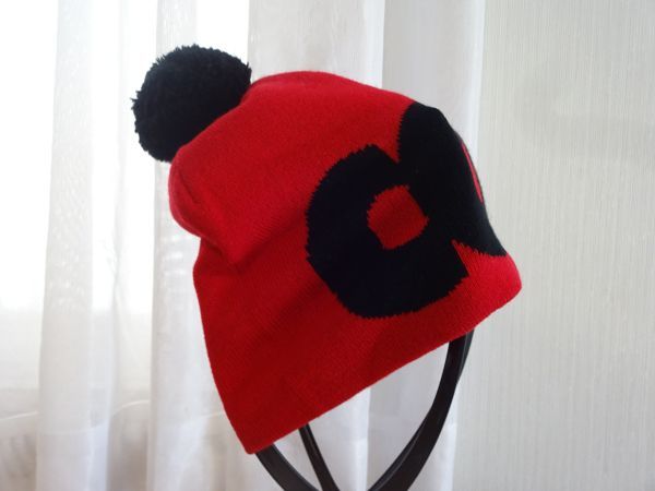 〃COL〃キッズ帽子 男女兼用 ポンポンニット帽 黒色&赤色 サイズ56cm〜58cm キャップ 帽子拍卖