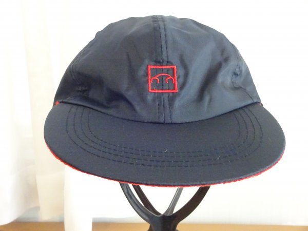 ∞NEW BATTLE COLLECTION∞男女兼用 リバーシブルキャップ 紺色&赤色 サイズ57cm〜59cm キャップ 帽子拍卖