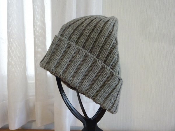 {ブラウニージャパン }男女兼用 編み込みハット 灰色帽子 サイズ57cm〜59cm キャップ 帽子 ニット帽拍卖
