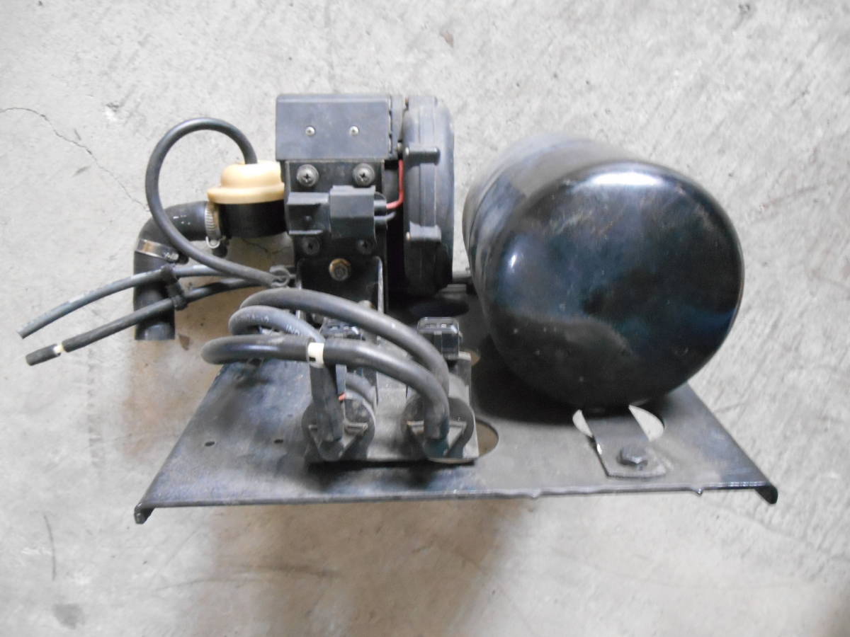 FERRARI フェラーリ F355 エレクトリックエアポンプ エアタンク 一式 拍卖