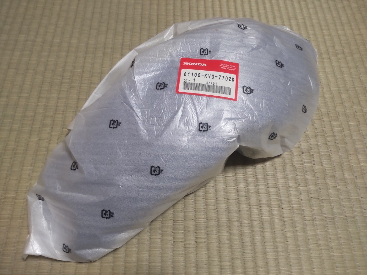 新品 純正 CBR250RR フロントフェンダー MC22拍卖