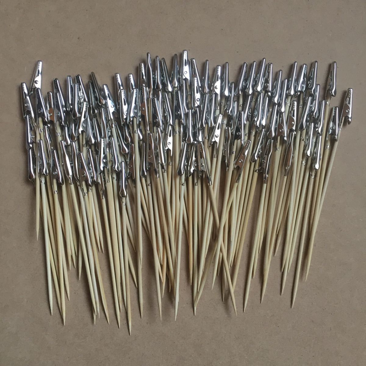 ペインティングクリップ 100本 ドライブース エアブラシ プラモデル拍卖