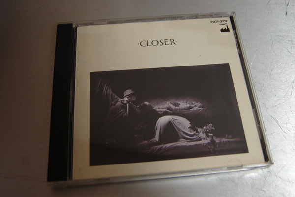 Joy Division ジョイ・ディヴィジョン Closer クローサー 25CY-3102 帯無 解説・歌詞・対訳付 ジャケットに若干シミ 保護マット付 USED拍卖