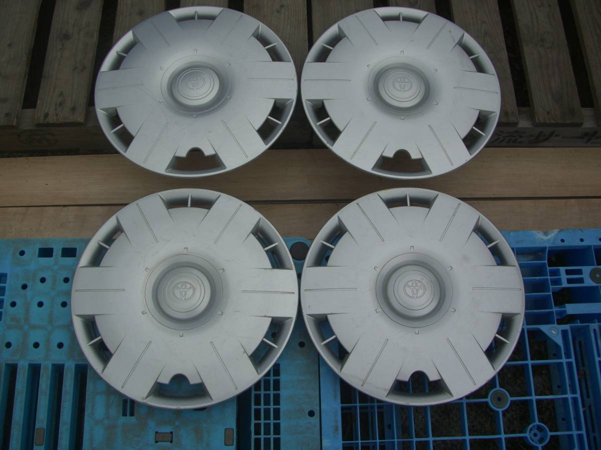 トヨタ純正 15インチホイールキャップ 4枚セット 管理YN-HC976拍卖