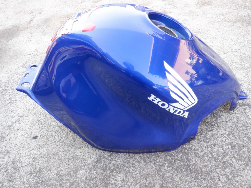 CBR600F PC35 純正燃料タンク 青 目立つ凹み無し! 拍卖